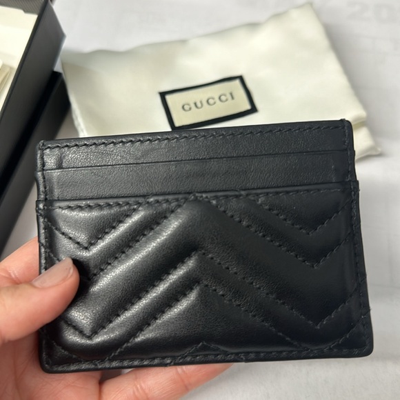 Gucci Card Holder & Makeup Bundle - Picture 4 of 5